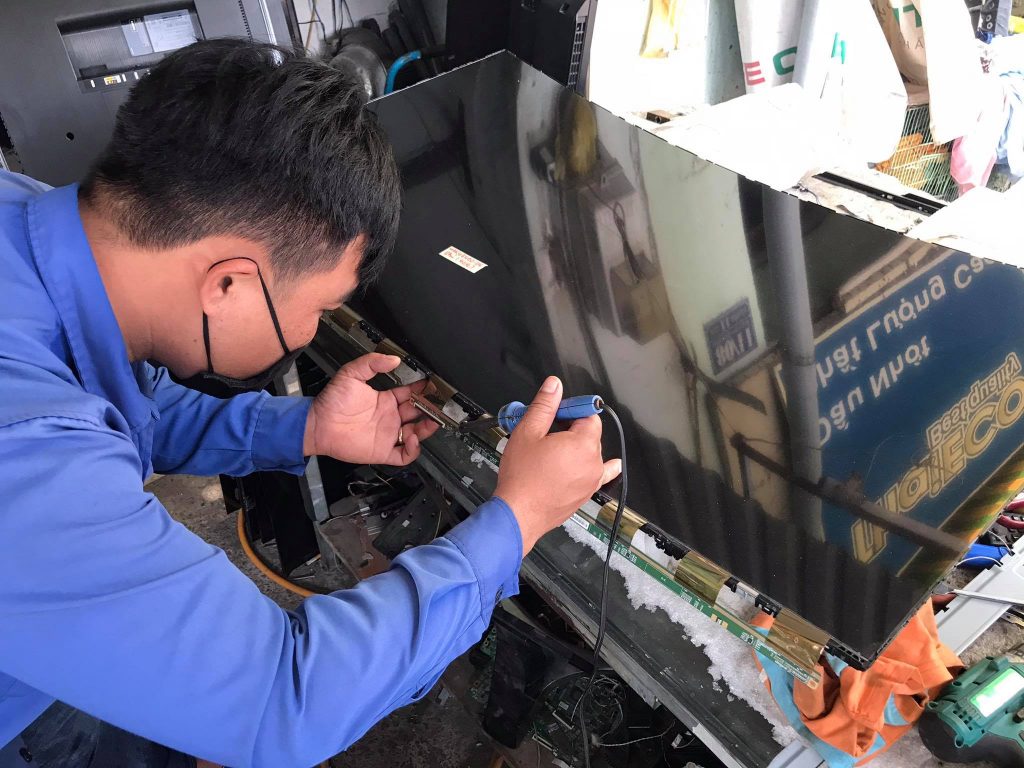 Sửa tivi Sony tại nhà Anh Dũng - Quận 2